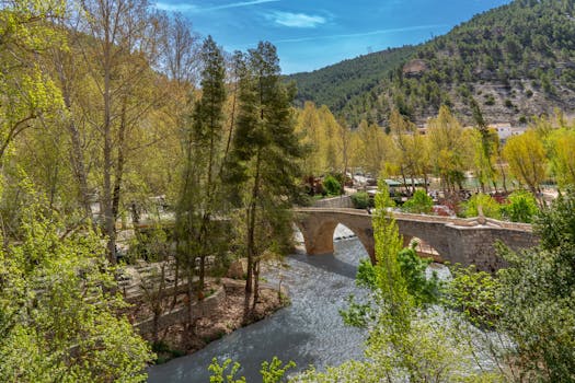 Explore Canalejas del Arroyo: A Cozy Paradise for Romantic Getaways