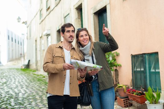 Discover Canalejas del Arroyo: How to Avoid Tourist Traps & Enjoy Authenticity